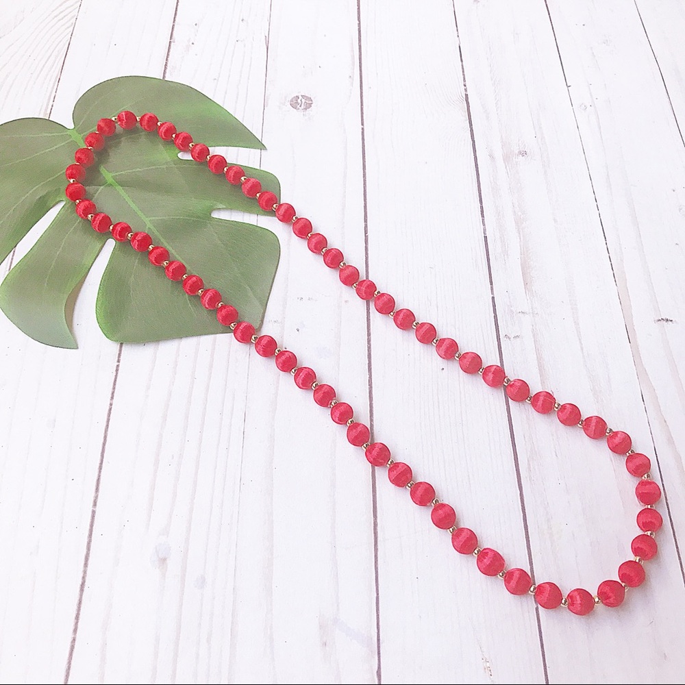Vintage Red String Beaded Strand Necklace - Picture 3 of 8